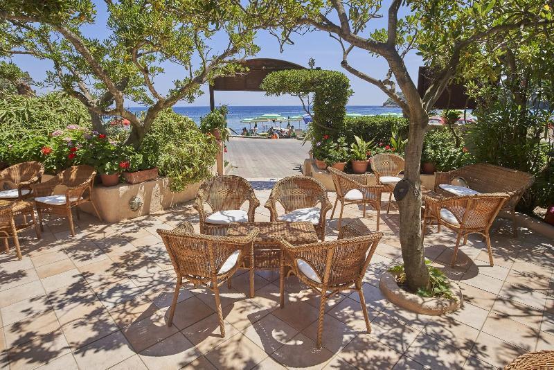 Hotel Villa Rodriguez Каполивери Екстериор снимка