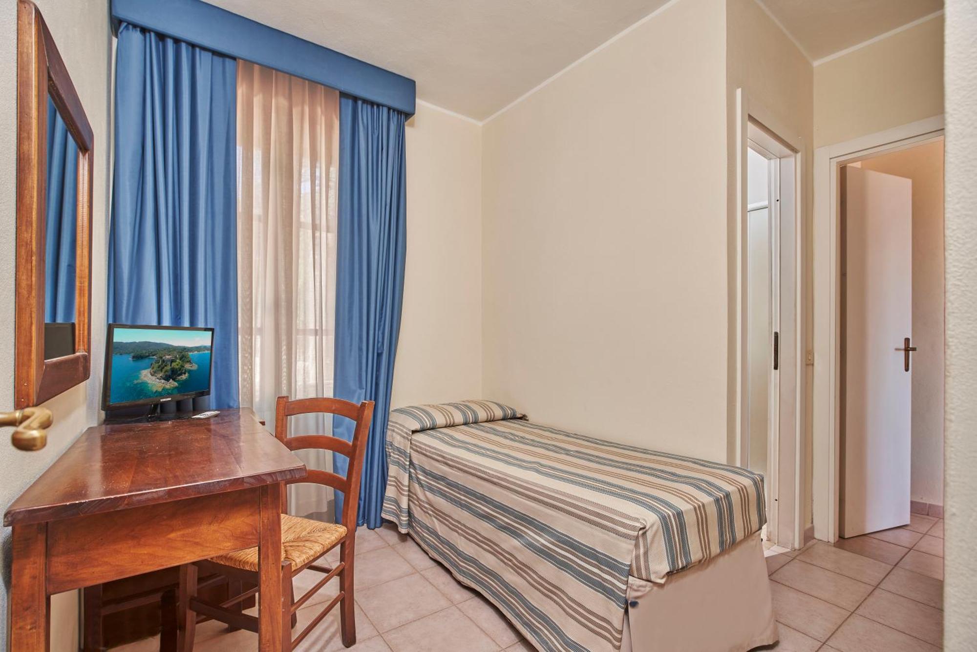 Hotel Villa Rodriguez Каполивери Екстериор снимка